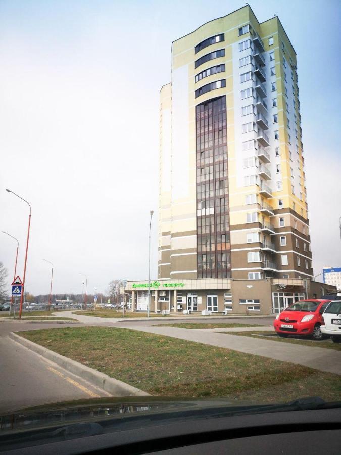 Апартаменты Chilpil на 8-ом этаже - центр - мгновенное бесконтактное заселение - 24х7 Брест Екстериор снимка